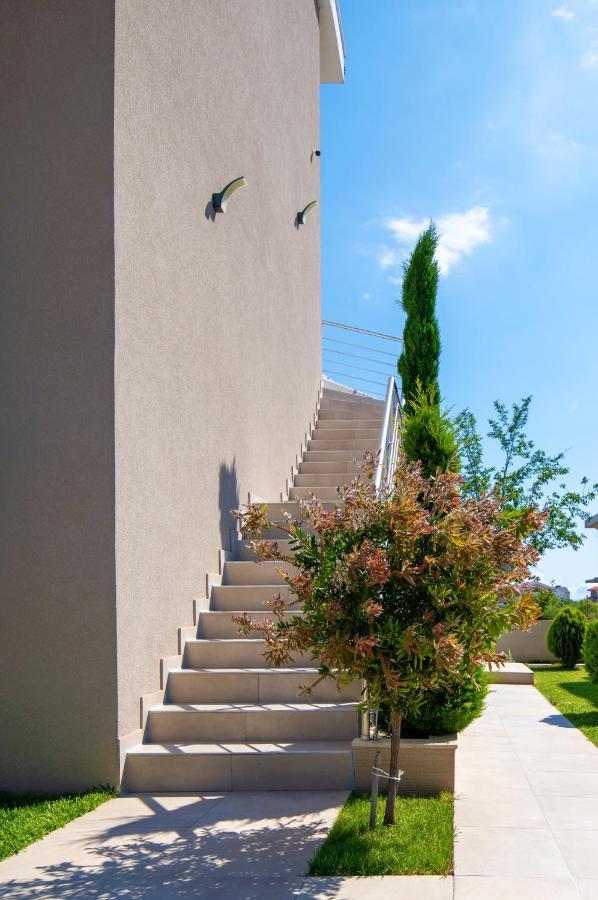 Sithonia Suites Luxury 2 Beds Studio, Semi-Ground Floor Nikiti  Exteriér fotografie